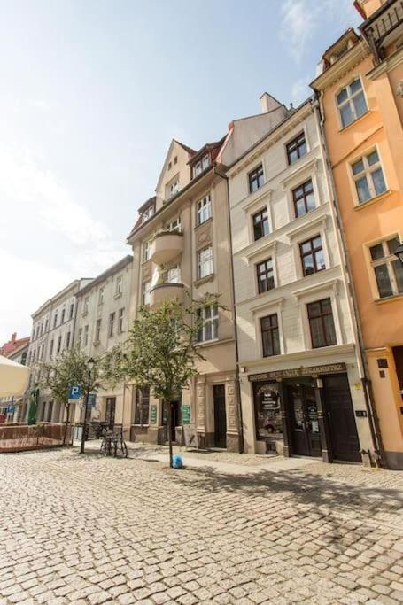 Bonjour - Old Town Mostowa * Torun