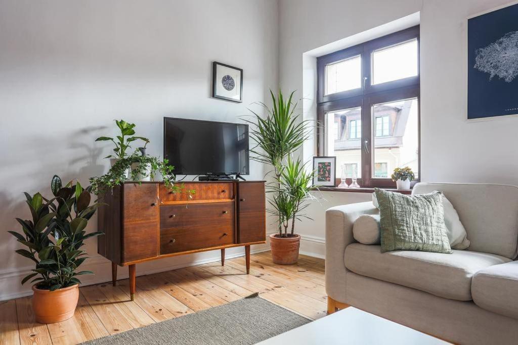 Bonjour - Old Town Mostowa Apartment